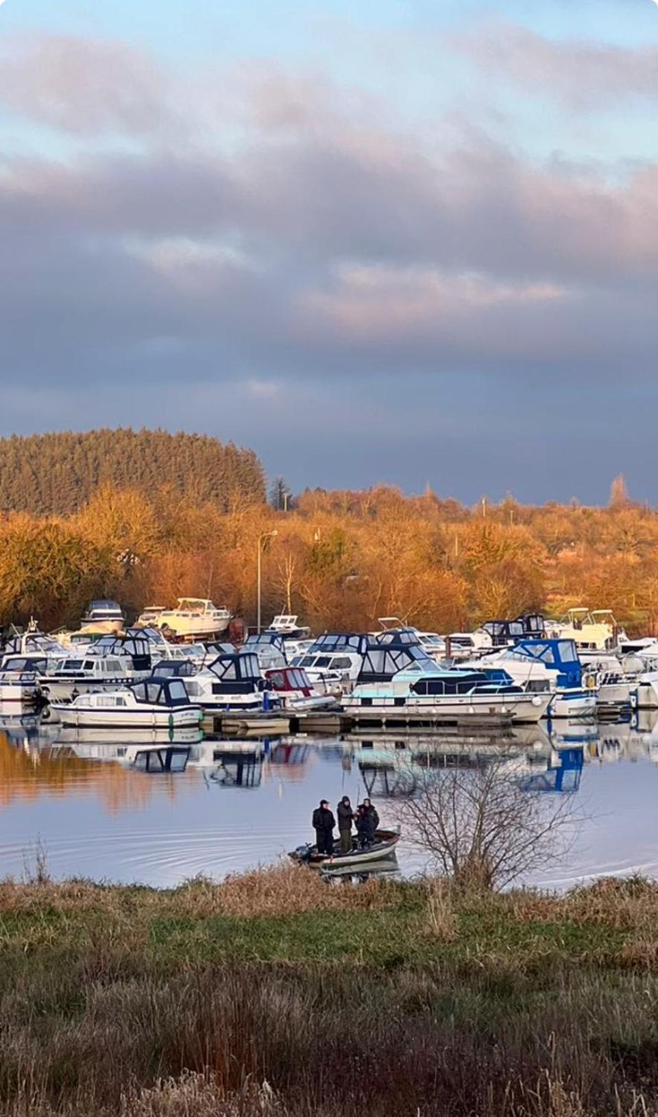 Apartament Riverside Raheelan Zewnętrze zdjęcie